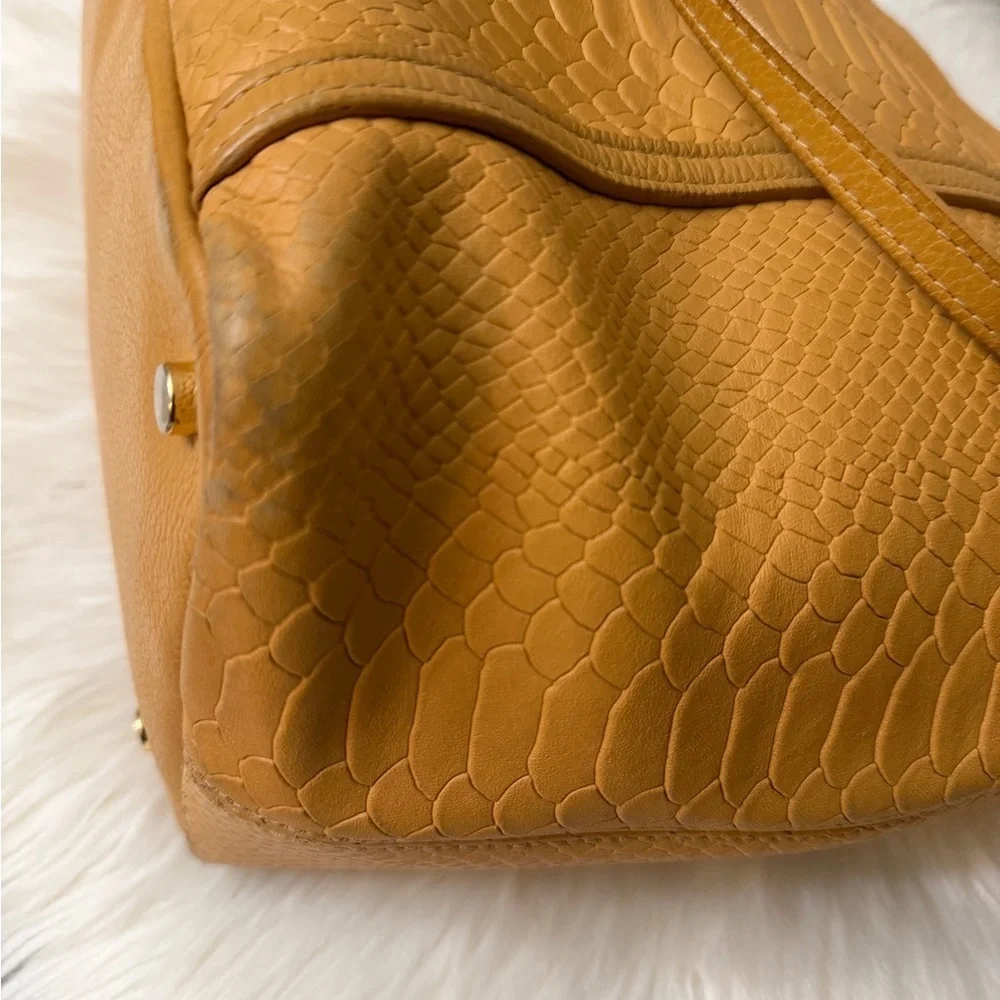 GiGi New York Mustard Textured Tote